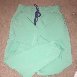 NWOT Figs Technical Collection Green Jogger Scrub Pants